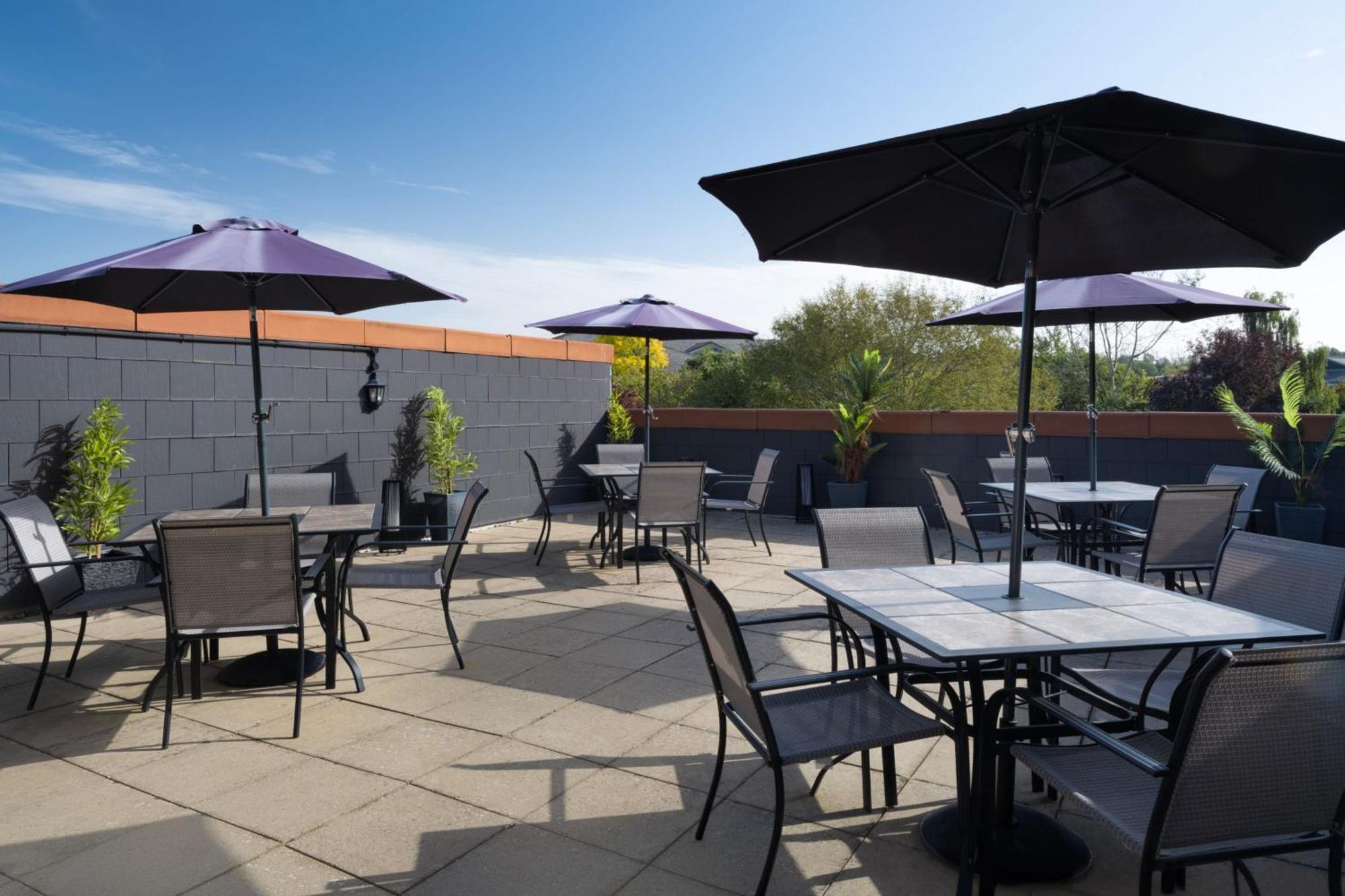 Delta Hotels By Marriott Huntingdon Exterior foto